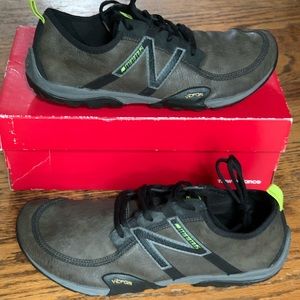 New Balance MT10 Minimus Trail Leather, Men Sz 9.5